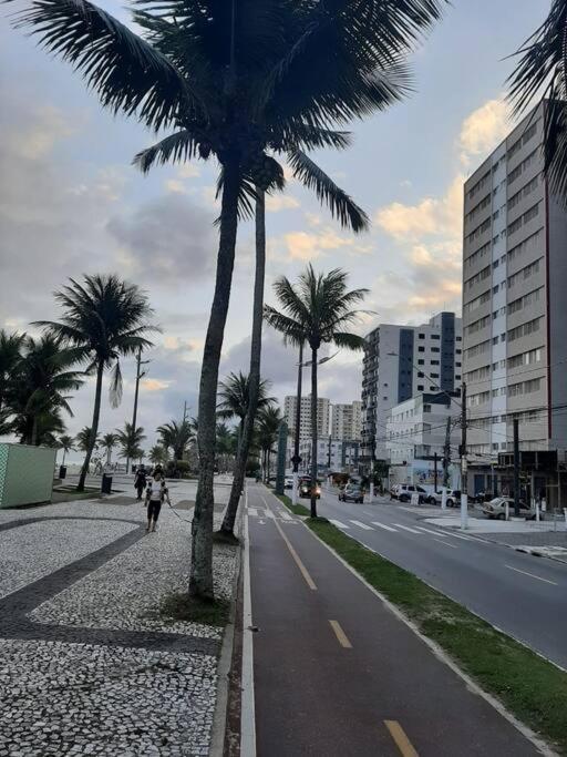 Kitnet A 20 Metros Da Praia Praia Grande  Exteriér fotografie